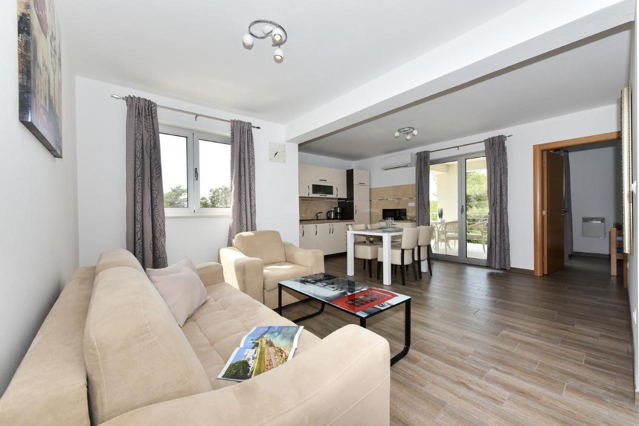 Apartment Iva *