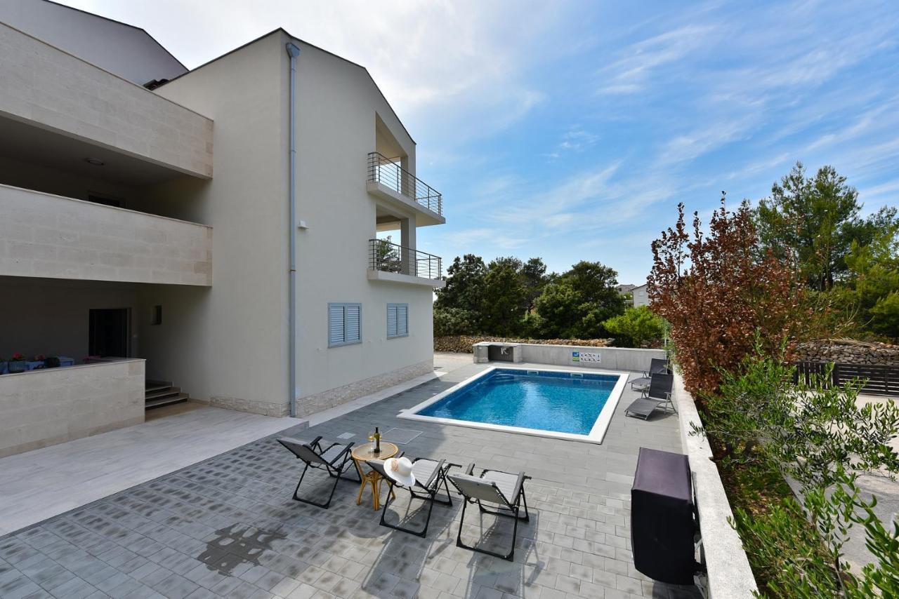 Iva Apartment
