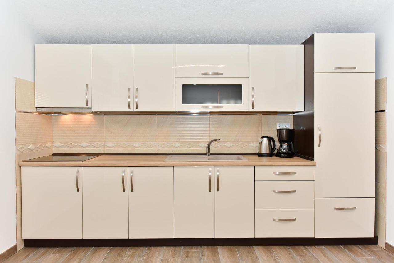 Apartment Iva Vir